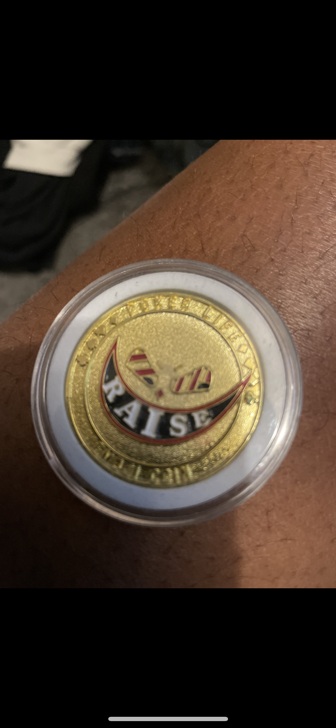 Premium metal poker card protector with ‘Raise’ art on side. Ideal for poker players who want to secure their cards with a stylish and functional accessory. Must-have for serious card sharks