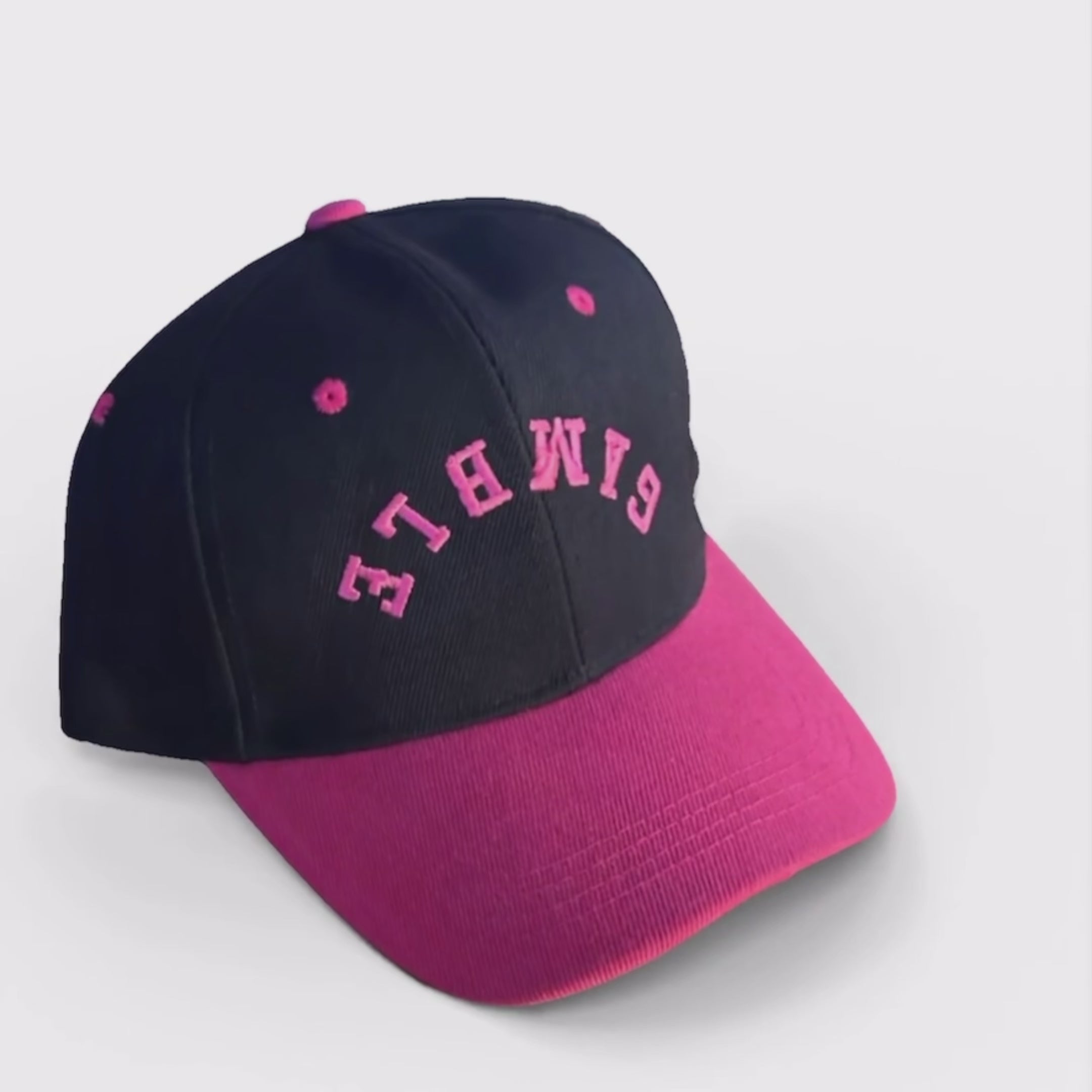 pink poker hat.  Ideal poker clothing for players looking to make a statement both on and off the tables.